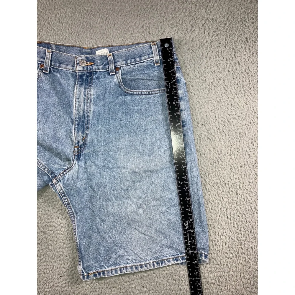 Levis preowned good